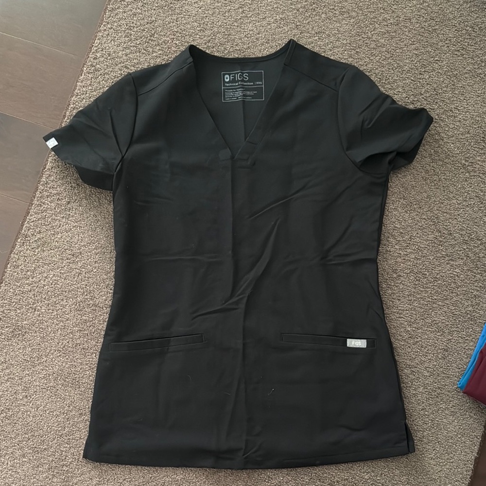 Figs Women's Black Top